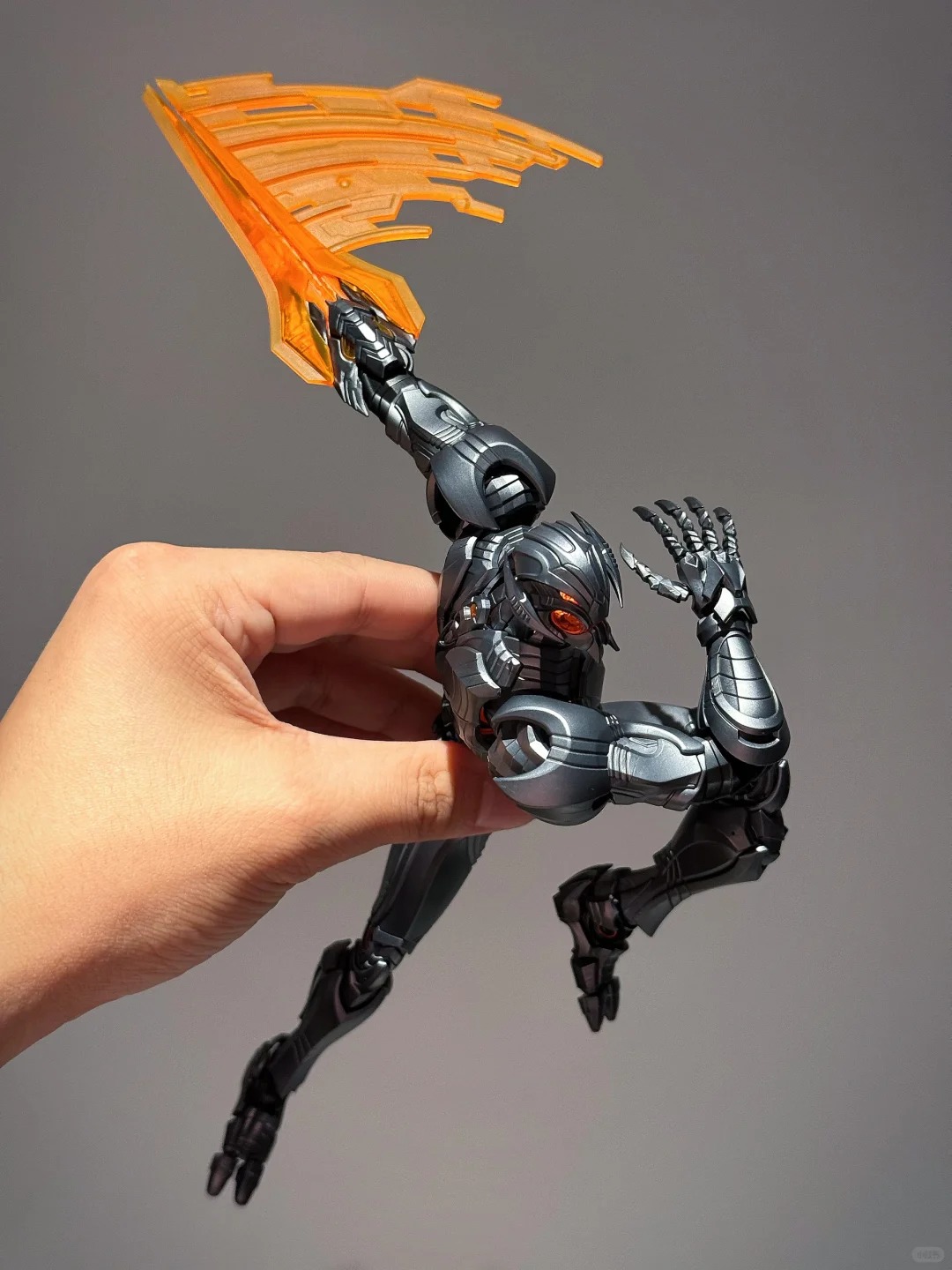 En stock Blokees Ultron Marvel - Model Kit Ultron reseña y precio
