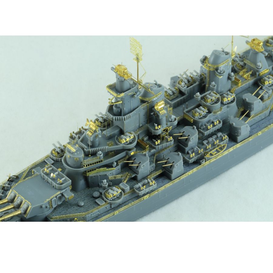 V57001 VEE HOBBY 1/700 IOWA 19 - Model Kit Battleship reseña y precio