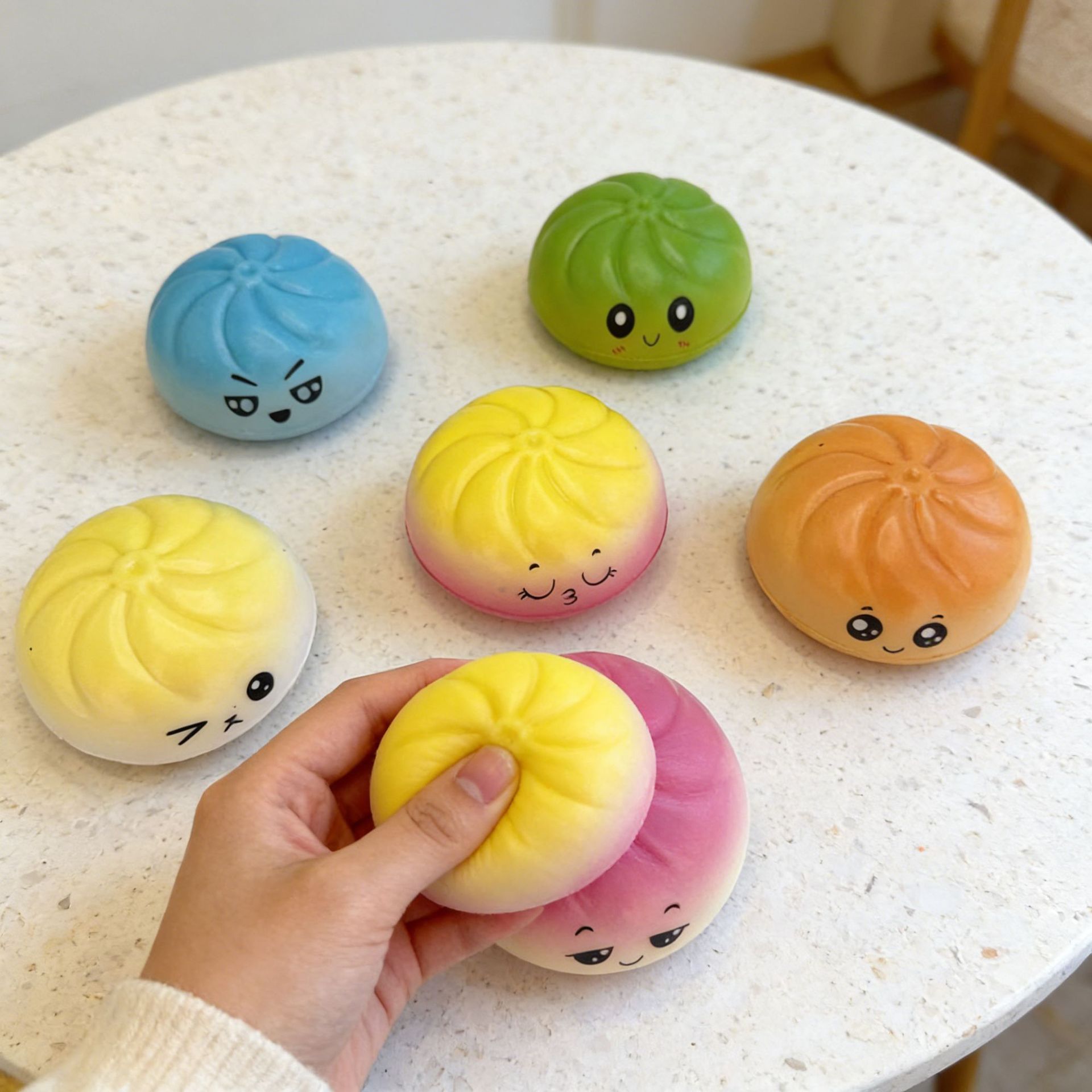 Cajas Sorpresa Squishy Colorid - Model Kit Display reseña y precio