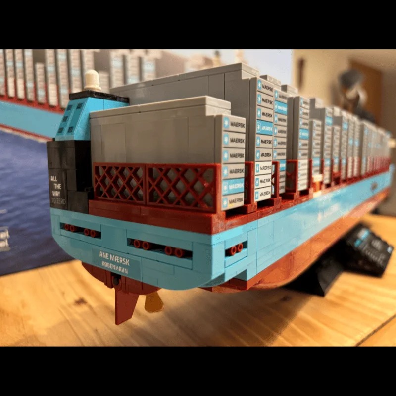Nuevo 2026 Rompecabezas de Lad - Model Kit Companies reseña y precio